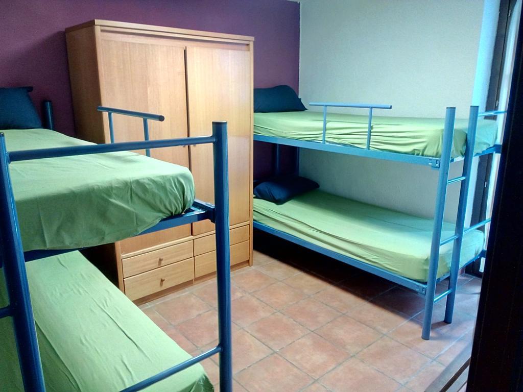 Albergue De Canfranc Estacion Room photo