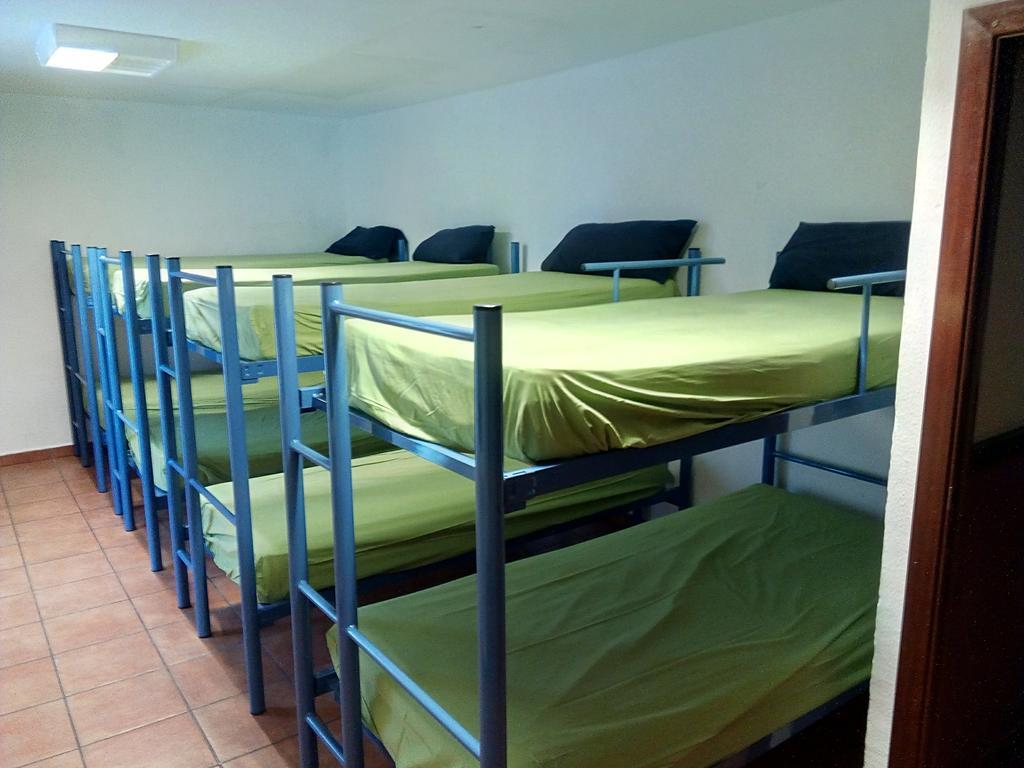 Albergue De Canfranc Estacion Room photo