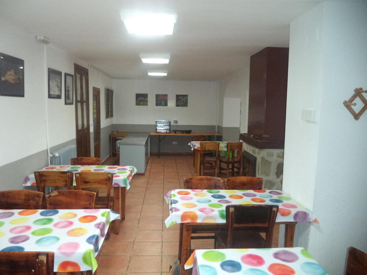 Albergue De Canfranc Estacion Exterior photo