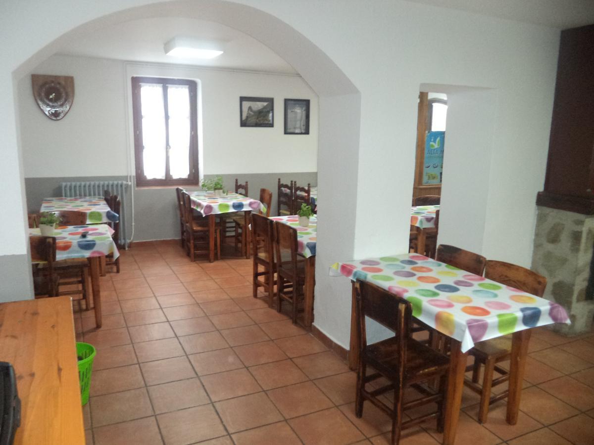 Albergue De Canfranc Estacion Exterior photo