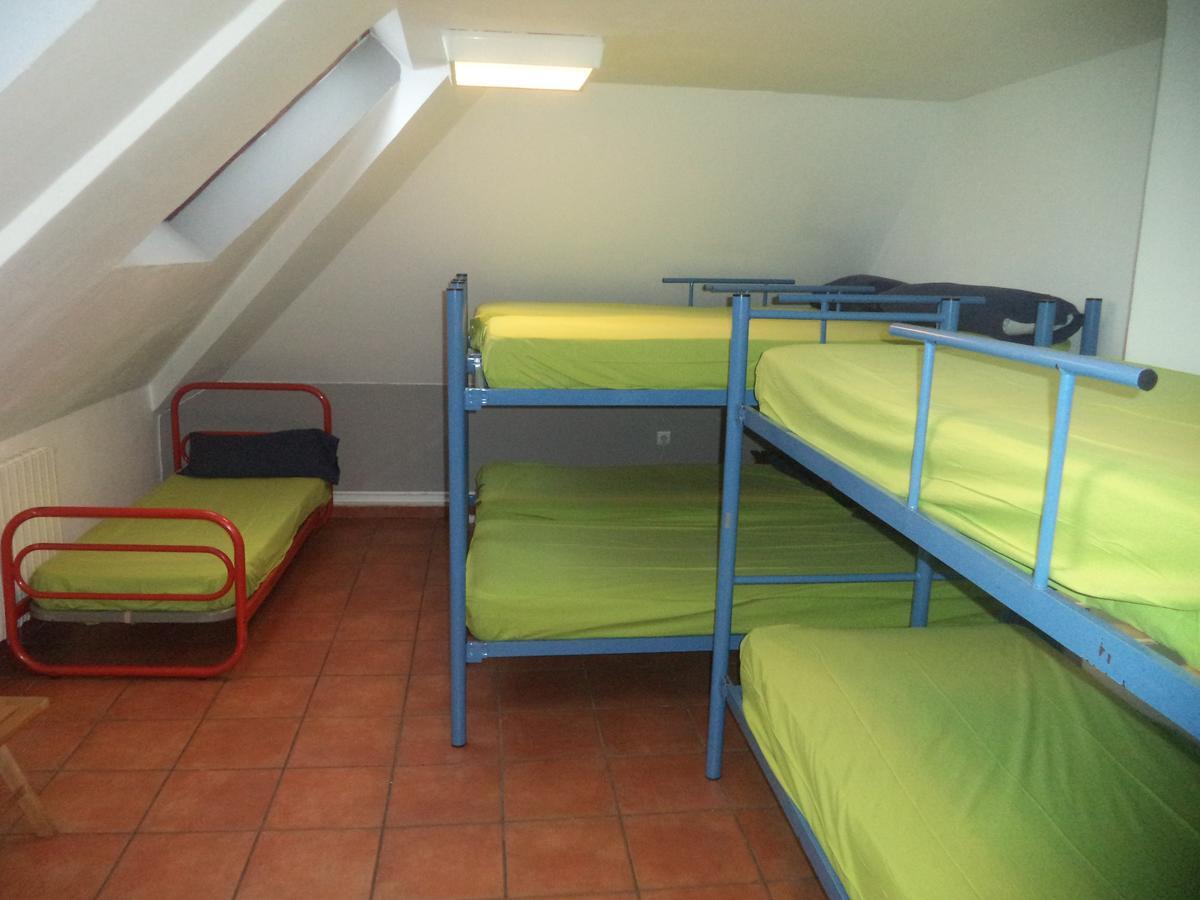 Albergue De Canfranc Estacion Exterior photo