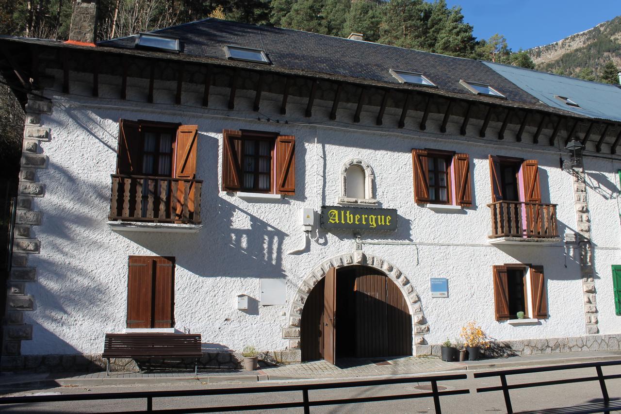 Albergue De Canfranc Estacion Exterior photo